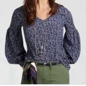 Cabi #5336 Te Amo Love Printed Blouse bubble sleeve navy blue white size XS